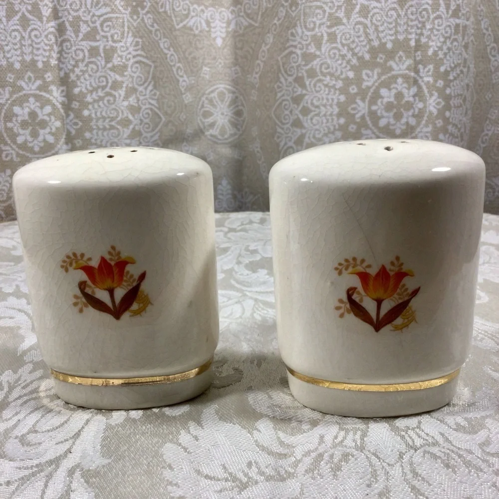 Vintage Ceramic Orange Flower Gold Gilt Salt and Pepper Shakers